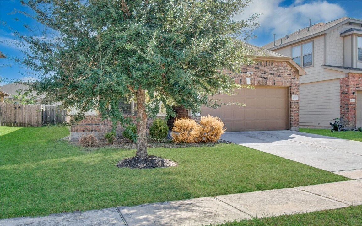 18707 Naples Ridge Ct in Katy, TX - Foto de edificio