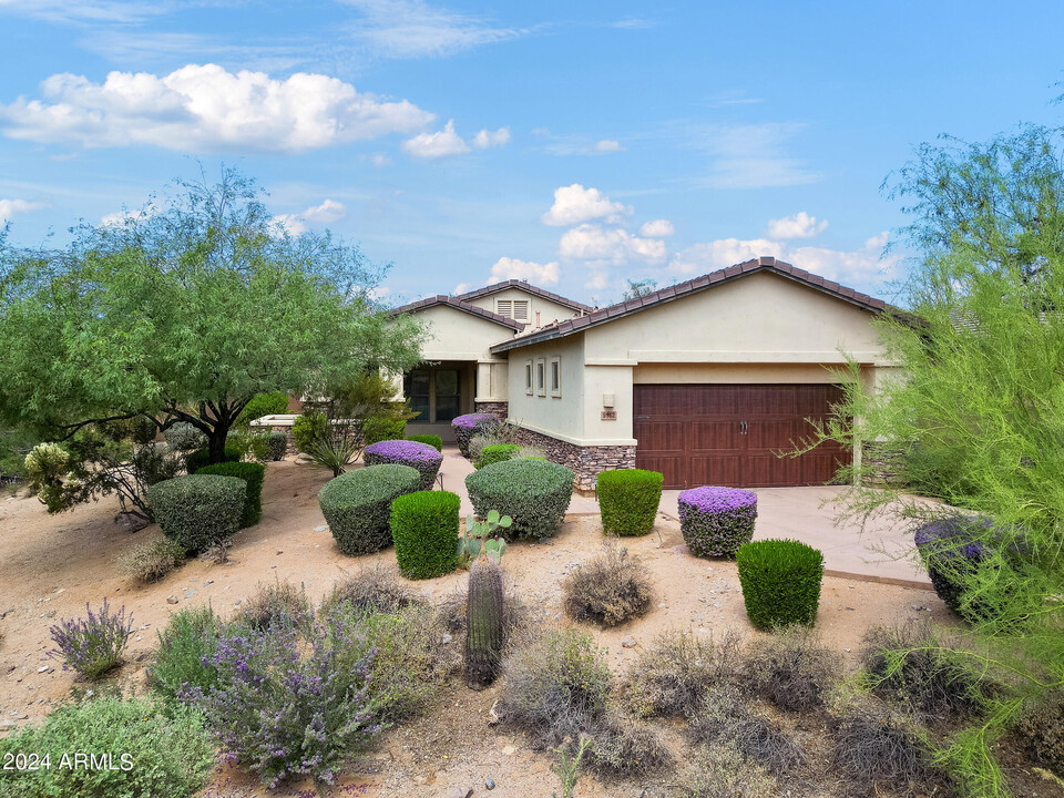 9162 E Rusty Spur Pl in Scottsdale, AZ - Building Photo