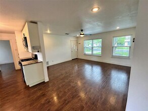 6214 Haney Dr in Austin, TX - Building Photo - Building Photo