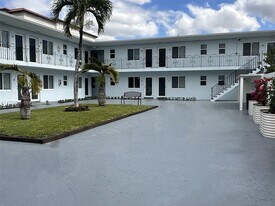 25 W 6th St in Hialeah, FL - Building Photo