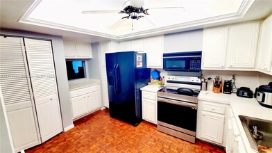 3107 N Palm Aire Dr in Pompano Beach, FL - Building Photo - Building Photo