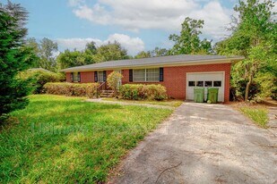 3822 Halifax Rd in Wilmington, NC - Building Photo