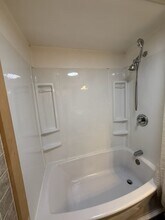 42 Delaware St in Walton, NY - Building Photo - Building Photo