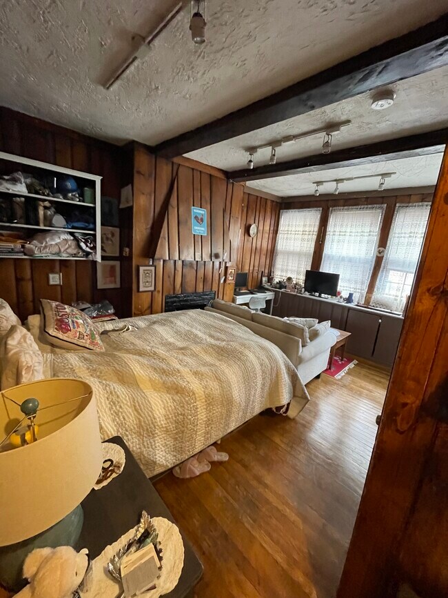 44 S Russell St, Unit S Russell