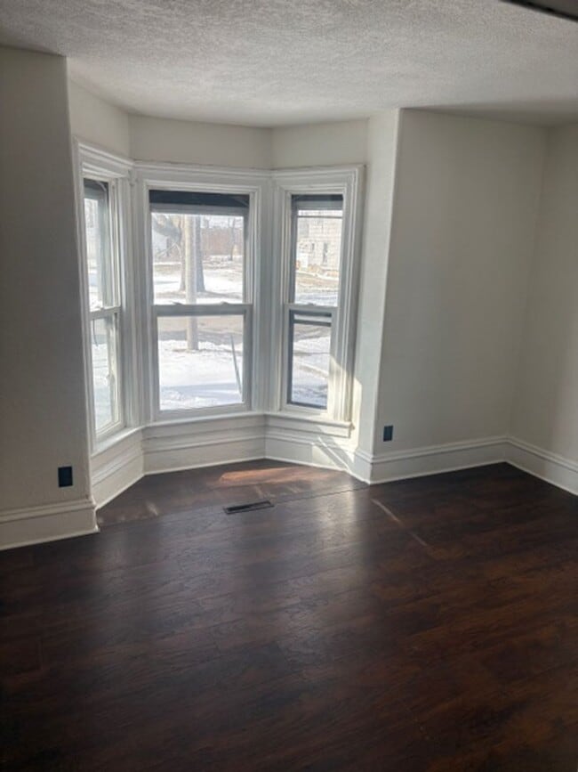 property at 410 E 8th St