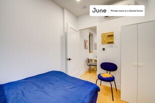 Room in Shared 4.0 bed/2 bath home in New York, NY - Building Photo
