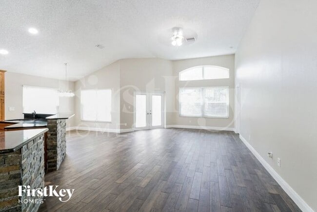 1413 Beth Page Ct in Brandon, FL - Foto de edificio - Building Photo