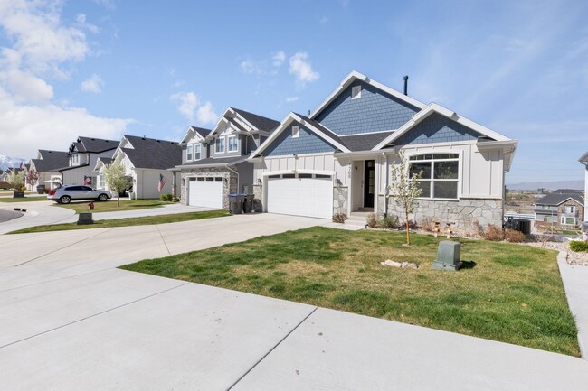 1768 Sky Vw Lp in Provo, UT - Building Photo - Building Photo
