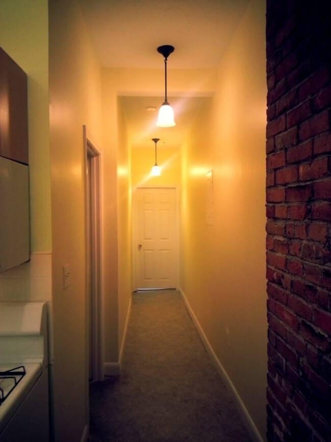 169 Windsor St in Cambridge, MA - Building Photo - Building Photo