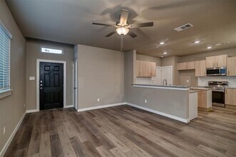 705 Fallow Dr in Venus, TX - Building Photo - Building Photo