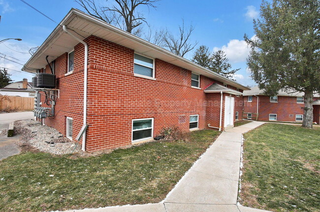 268 Powell Cir in Columbus, OH - Building Photo - Building Photo