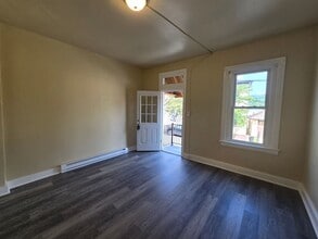 406 Pawnee St in Bethlehem, PA - Building Photo - Building Photo