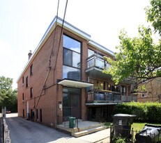 285-287 Scarlett Rd in Toronto, ON - Building Photo