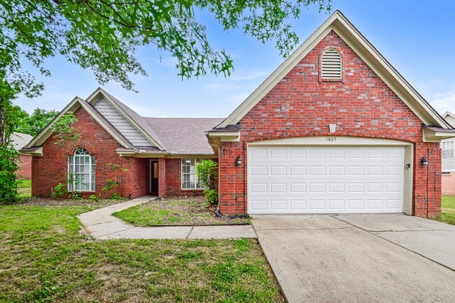 property at 1865 Winners Cir N