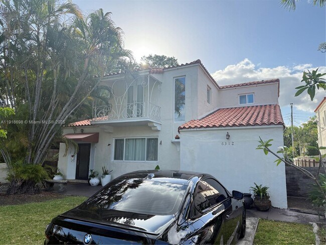 6312 Alton Rd in Miami Beach, FL - Building Photo - Building Photo