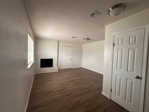 6623 NW Denver Ave in Lawton, OK - Building Photo - Building Photo