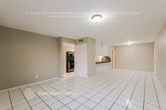 7007 W Vernon Ave in Phoenix, AZ - Building Photo - Building Photo