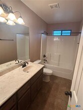 2404 Terry Dr in Copperas Cove, TX - Foto de edificio - Building Photo