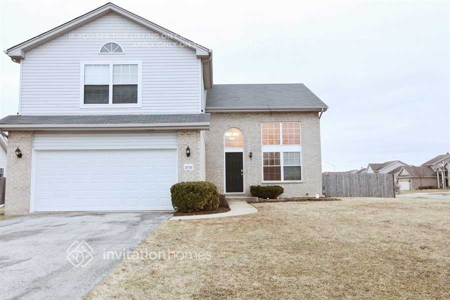25725 S Rose Ln in Monee, IL - Building Photo