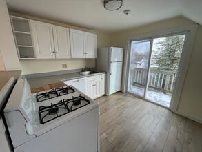 17 Union Ave in Wareham, MA - Building Photo - Building Photo