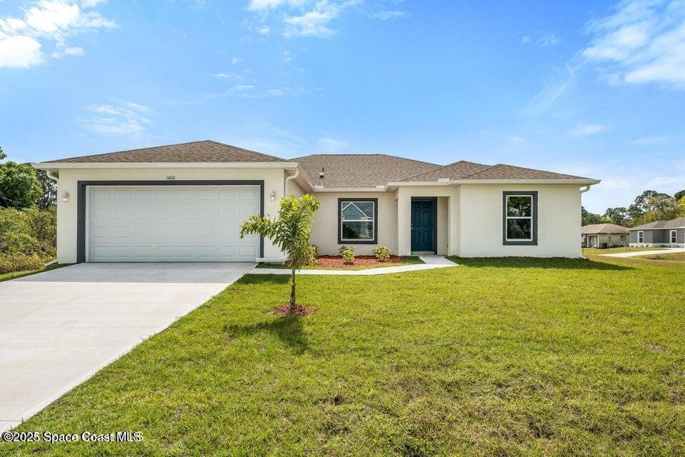 338 Mott St SW in Palm Bay, FL - Building Photo