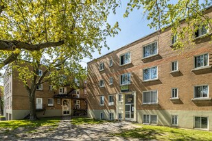 1200-1240 Décarie Rue Apartments