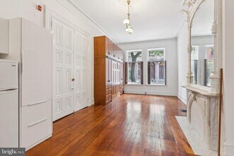 1919 Spruce St in Philadelphia, PA - Building Photo - Building Photo