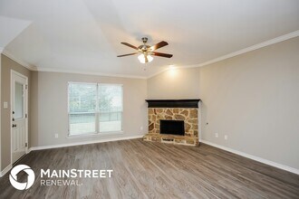 232 Spring Hollow Dr in Saginaw, TX - Building Photo - Building Photo