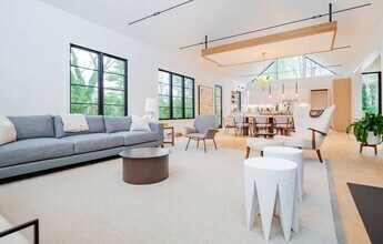 19 Osborne Ln in East Hampton, NY - Building Photo - Building Photo