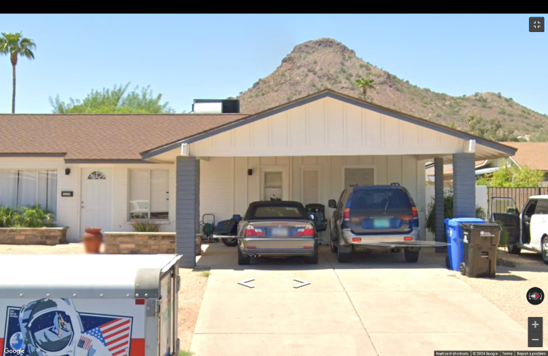 15008 North 22nd St in Phoenix, AZ - Foto de edificio