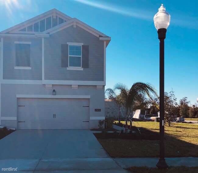 2900 Manatee Island Dr in Orlando, FL - Building Photo - Building Photo