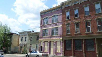 2467 W McMicken Ave in Cincinnati, OH - Building Photo - Building Photo