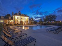 Building Photo - Riverchase Apartments in Tulsa, Oklahoma