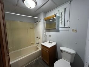 907.5 Jewell St in Danville, IL - Building Photo - Building Photo