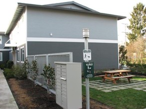 The 2800 Apartment Building in Portland, OR - Building Photo - Building Photo