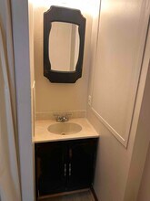 311 N Van Buren St, Unit 3 in Bay City, MI - Building Photo - Building Photo