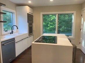 702 E Maxwell Ln in Bloomington, IN - Building Photo - Building Photo