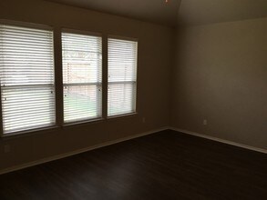 1016 Brazos Ct in League City, TX - Building Photo - Building Photo