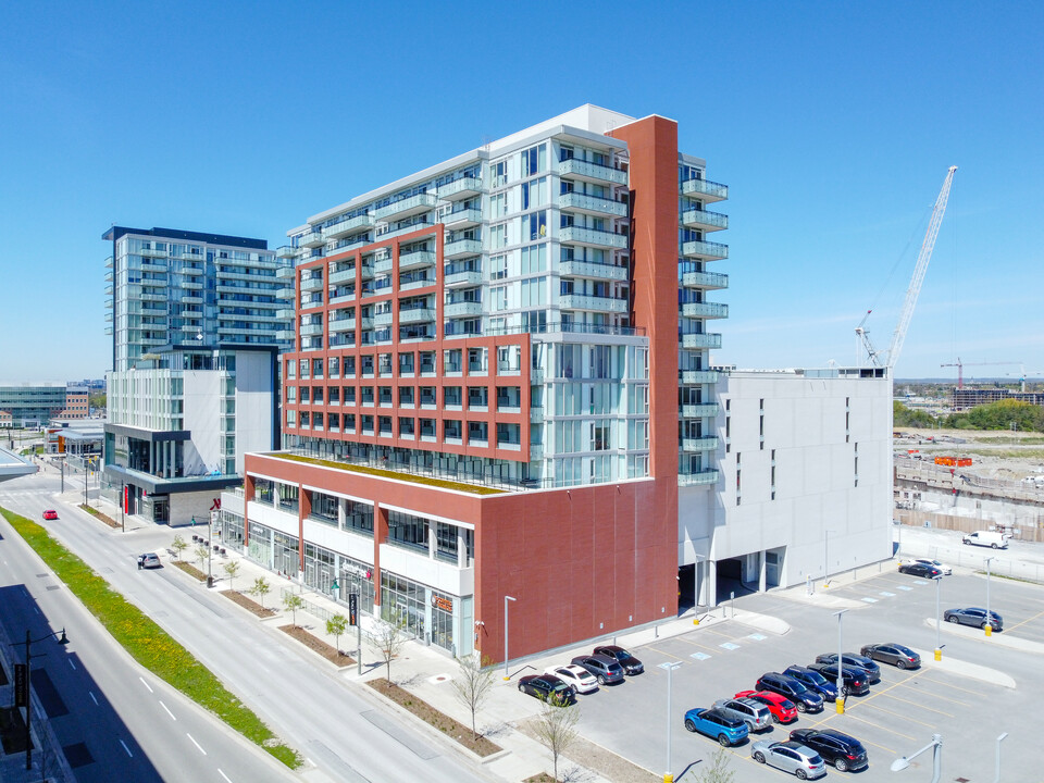 York Condos in Markham, ON - Building Photo