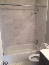 1114 N Taylor St, Unit B in Arlington, VA - Building Photo - Building Photo