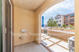 28048 Oakdale Dr in Temecula, CA - Building Photo - Building Photo
