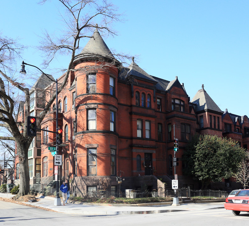 1000 22nd St NW in Washington, DC - Foto de edificio