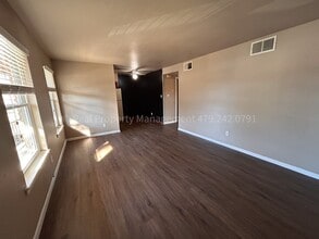 2301 S V St in Fort Smith, AR - Building Photo - Building Photo