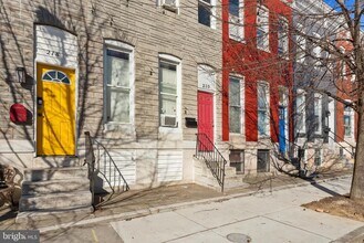 220 N Luzerne Ave in Baltimore, MD - Building Photo - Building Photo