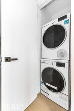 411 11th St, Unit 4 in Brooklyn, NY - Building Photo - Building Photo