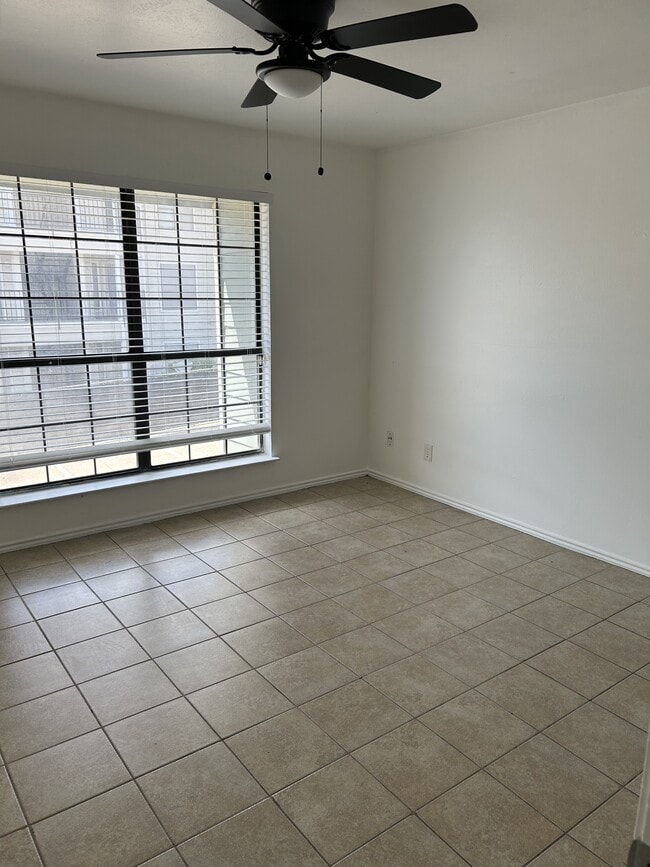 5801 Lake Hubbard Pkwy in Garland, TX - Building Photo - Building Photo