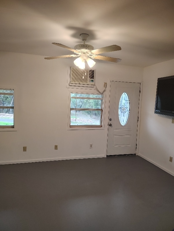 8121Rebecca Hill Rd in Spring Branch, TX - Building Photo - Building Photo