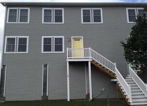 18 Ormerod Ave in Portsmouth, RI - Building Photo - Building Photo