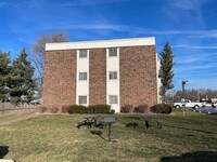 Silhouette Apartments in Des Moines, IA - Foto de edificio - Building Photo