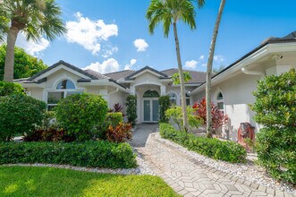477 Otter Ln S in Jupiter, FL - Building Photo - Building Photo